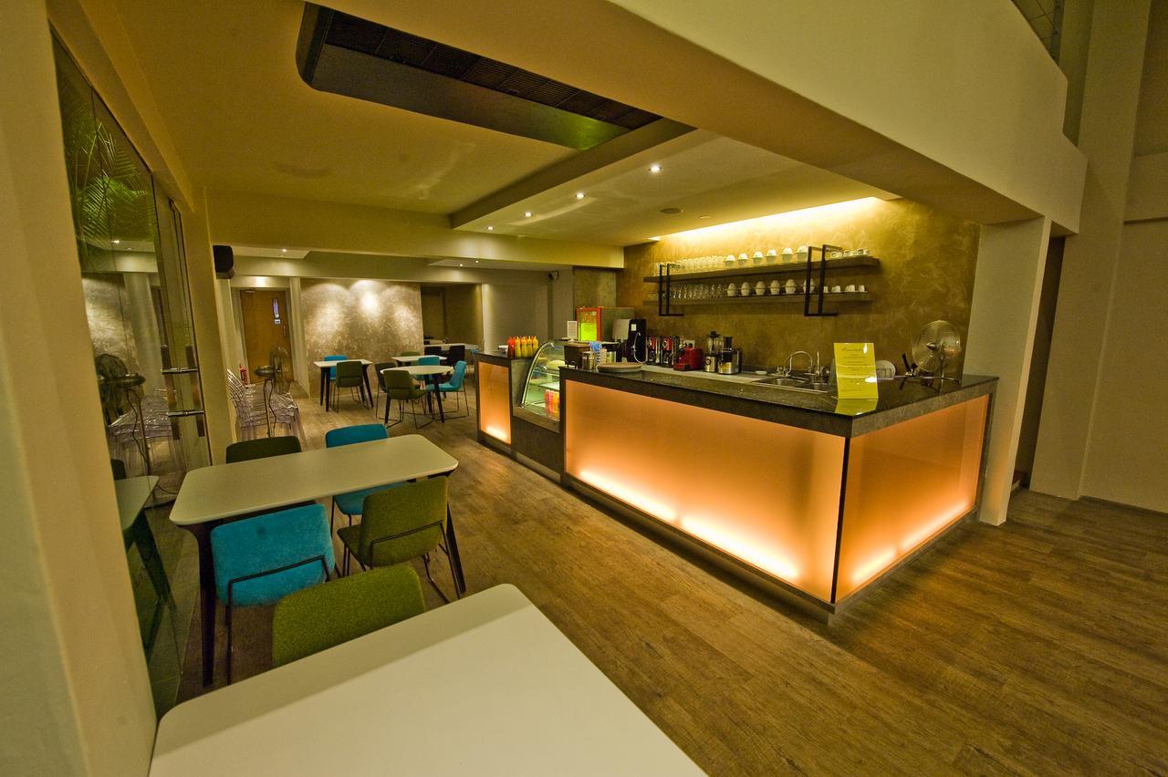 Riverside Boutique Hotel Kuantan Exterior photo